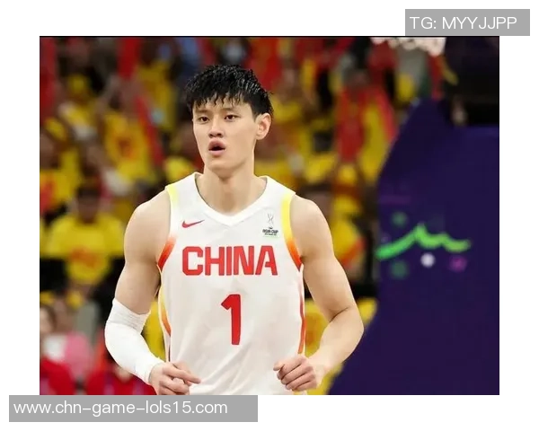 曾凡博崭露头角引发关注球场表现与未来发展潜力分析